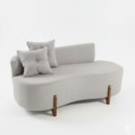 Sofá Orgânico 2 Lugares C2 Almofadas Curvo Sala Recepção Luna Boucle Cinza Claro - Montanaris Decor
